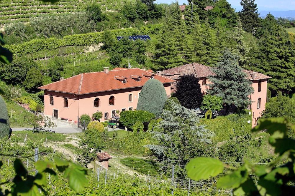 Giarvino Boutique Guest House Acqui Terme ภายนอก รูปภาพ